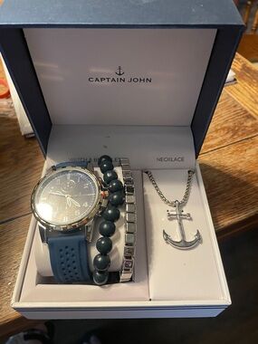 Men’s Blue Silicone Strap Watch and Bracelet Set